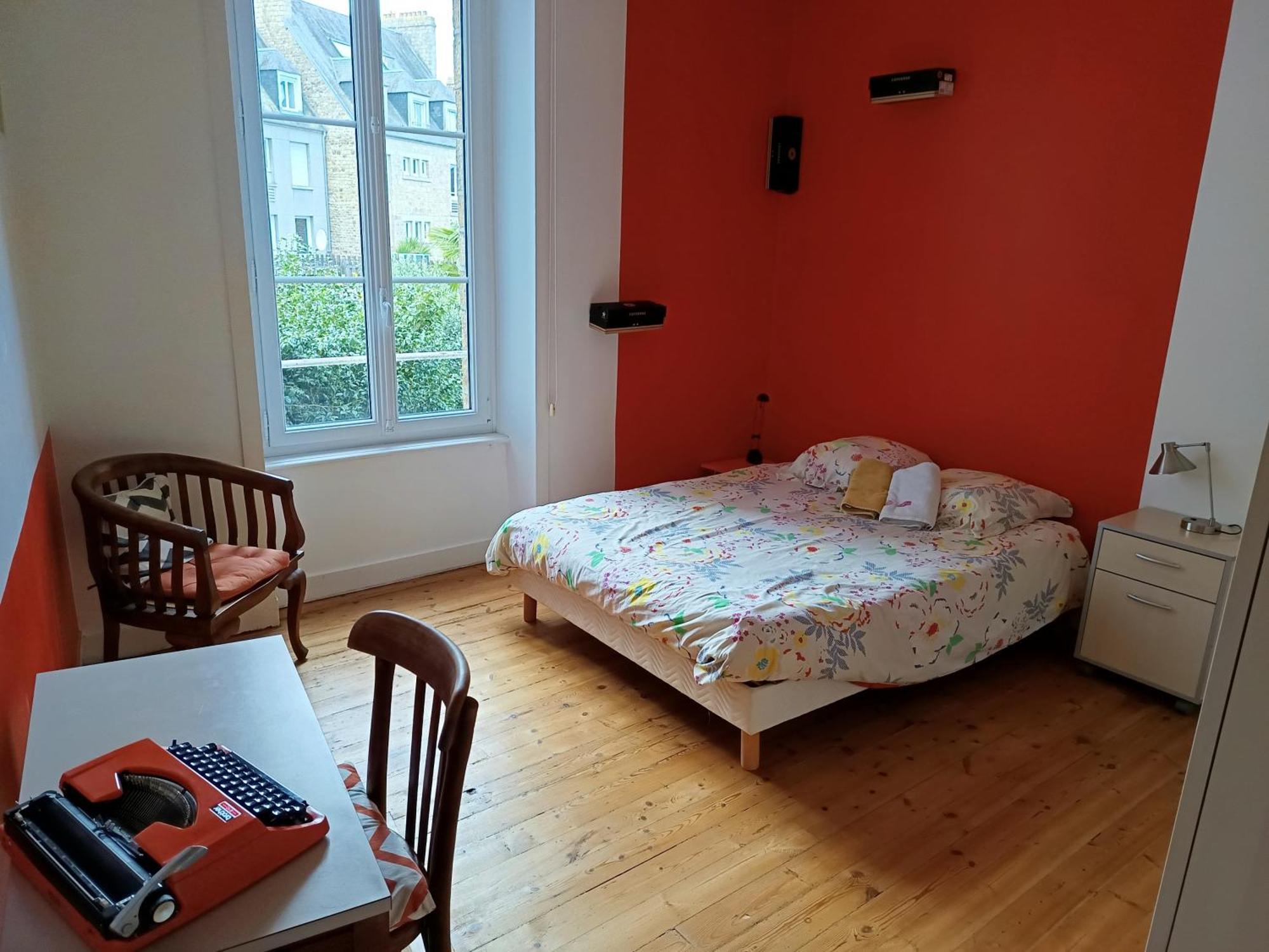 Hébergement de vacances Grande Maison De Avec Jardin - Baie Du Mont St Michel